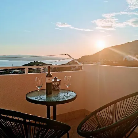 Guest House Astra - Where Mountain Meets The Sea Makarska Exterior foto